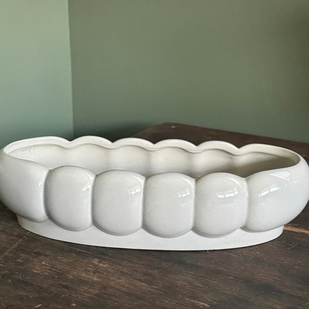 Mid Century‎ Norton USA Vintage Gray Ceramic Scalloped Bubble Oval Planter